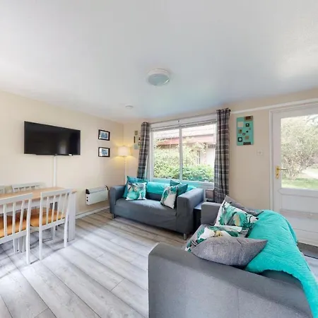 15 Trevithick Court, Tolroy Manor